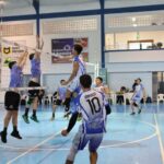 Vôlei define semifinalistas e Brusque conquista ouro no karatê kumite até 45 kg