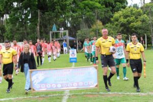São Pedro e Olaria ficam no empate no primeiro jogo da final do futebol amador de Guabiruba