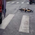 Criança de 5 anos fica gravemente ferida após atropelamento em Quilombo