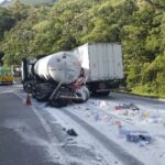 Colisão envolvendo carga de ácido clorídrico deixa um morto no PR