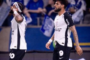 Copa do Brasil: Depay decide e Corinthians derrota o Cruzeiro fora de casa