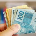 Salário mínimo sobe para R$ 1.621 a partir de 2026; veja a partir de quando