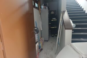 Princípio de incêndio em restaurante mobiliza o Corpo de Bombeiros