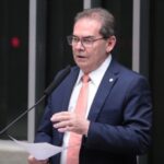 Câmara aprova projeto que reduz penas dos condenados pelo 8 de janeiro