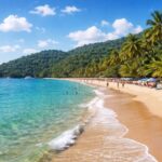 Homem morre após afogamento na Praia do Perequê, em Porto Belo