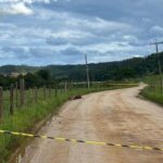 Criança sobrevive após cavalo ser eletrocutado por fio caído em Canelinha