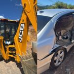 Retroescavadeira colide com carro em Brusque e criança é levada ao hospital