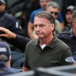 Defesa de Jair Bolsonaro pede cirurgia urgente e prisão domiciliar