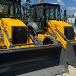 Samae de Brusque adquire duas novas retroescavadeiras