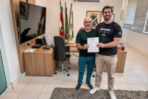 Setram entrega plano com metas e ações para salvar vidas no trânsito de Brusque