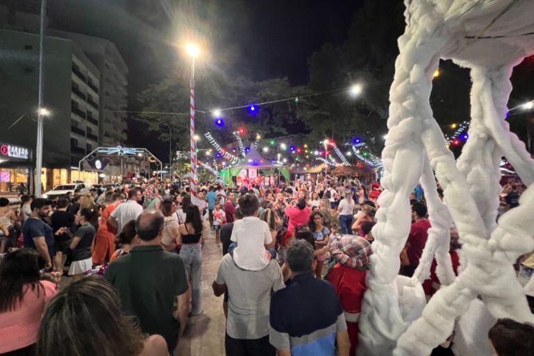 Abertura do Natal Encantado é nesta sexta (5) na Praça Barão de Schneeburg