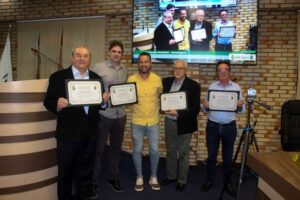 Hospital Azambuja recebe reconhecimento público da Câmara por sua trajetória e impacto na saúde