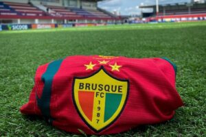 Brusque fecha 2025 entre os 40 melhores clubes no ranking da CBF