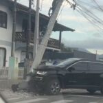 Colisão com poste deixa moradores sem energia no Dom Joaquim