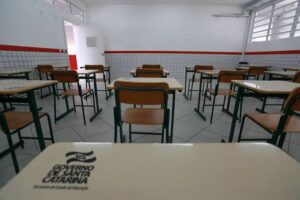 Botuverá suspende aulas nesta terça-feira (9) devido a alerta de condições climáticas severas