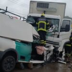 Caminhoneiro morre após ser atingido por escada do outro veículo em SC