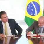 Governo reajusta piso de professores para R$ 5.130 com nova medida provisória