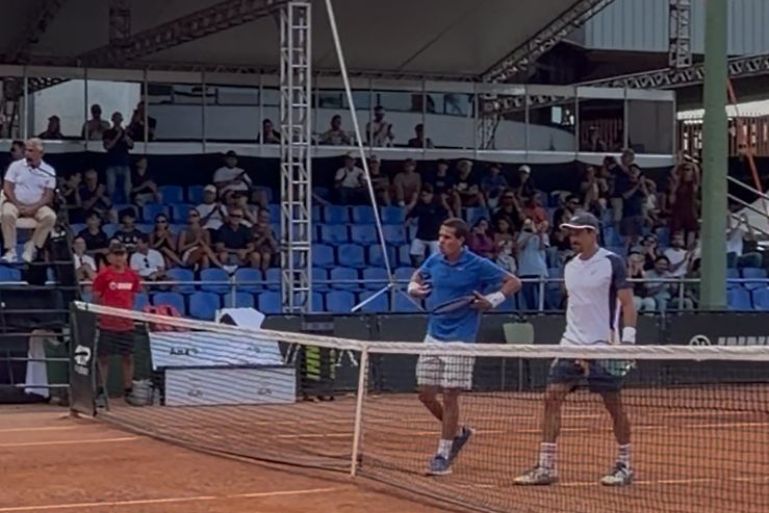 Tenistas estrangeiros são presos por racismo após derrota no Itajaí Open