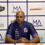 Após derrota, técnico do Carlos Renaux aponta instabilidade e pede maturidade ao elenco