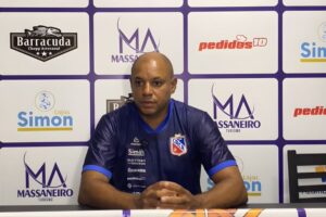 Após derrota, técnico do Carlos Renaux aponta instabilidade e pede maturidade ao elenco