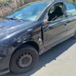 Jovem fica ferido após colisão entre moto e carro em Brusque