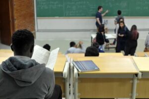 Justiça suspende lei que proibia cotas raciais em universidades de SC