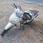 Motociclista fica ferida em acidente na Rodovia Ivo Silveira