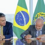 Governo reajusta piso de professores para R$ 5.130 com nova medida provisória