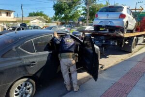 PRF recupera na BR-101 veículos e objetos furtados de residências em Itajaí