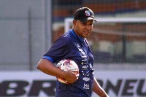 Carlos Renaux anuncia novo treinador para a sequência do Catarinense