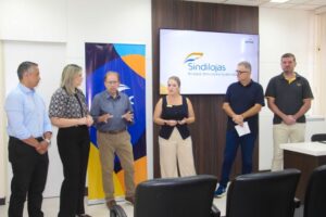 Sindilojas lança Concurso de Vitrines de Páscoa 2026 e Workshop de Vitrinismo