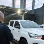 PRF recupera picape roubada e prende homens armados após perseguição no Sul catarinense