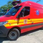 Acidente em telhado mobiliza bombeiros no bairro Bateas