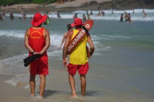 SC registra quase 400 salvamentos por afogamento nos primeiros dias de 2026