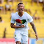 Brusque empata com Criciúma nos acréscimos e garante liderança do grupo e invencibilidade