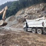 Governo de Santa Catarina inicia pavimentação de área de escape na Serra Dona Francisca