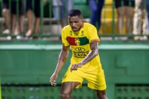 Brusque FC SAF confirma empréstimo de Matheus Pivô ao futebol português