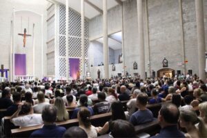 “Convertei-vos e crede no Evangelho”: Quarta-feira de Cinzas marca início da Quaresma