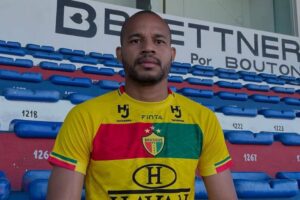 Centroavante Olávio deixa o Brusque FC após segunda passagem