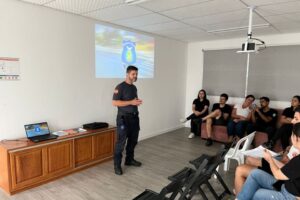Escola Pública de Trânsito inicia o ano com cursos de autopropelido e palestras em empresas