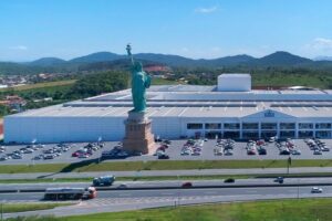 Havan divulga lucro de R$ 3,5 bilhões e projeta expansão em 2026