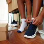 Pela primeira vez em 14 anos, SC distribui uniformes para 528 mil estudantes da rede estadual