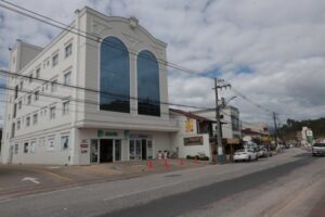 Fórum de Guabiruba realiza primeira audiência após instalação da nova comarca