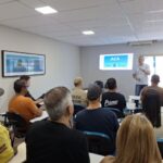 Brusque apresenta modelo de regulamentação e cursos de autopropelidos em Imbituba