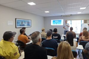 Brusque apresenta modelo de regulamentação e cursos de autopropelidos em Imbituba