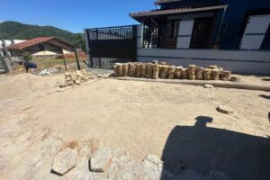 Via em Águas Claras passa por revitalização de calçamento