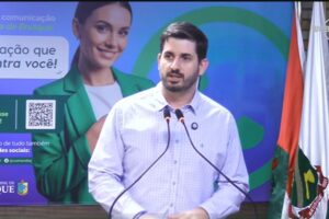 Na Câmara, prefeito critica dívida herdada de R$ 16 milhões e nega rombo na saúde