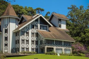 Confira como será o atendimento dos serviços municipais na segunda e terça-feira (16 e 17)