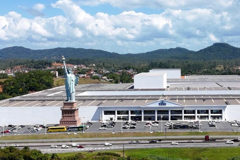 Havan esclarece patrocínio da Copa na Globo e critica dados divulgados pela Folha