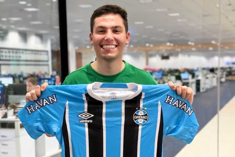 Havan fecha patrocínio com o Grêmio e estampa camisa tricolor